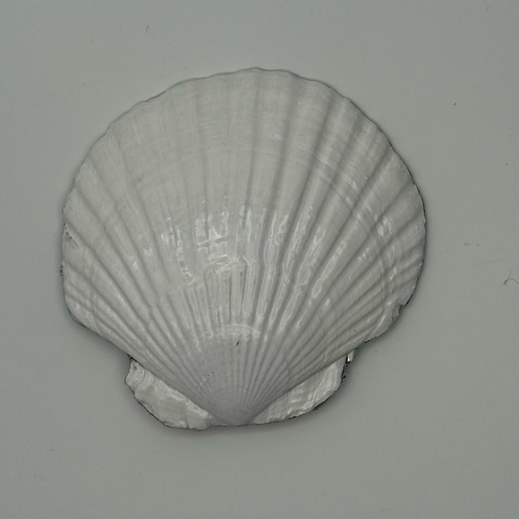 Handcrafted Seaside Glow Lighthouse - Picture 3 of 7